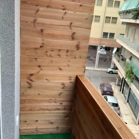 Diamond With Balcony 아파트 아테네